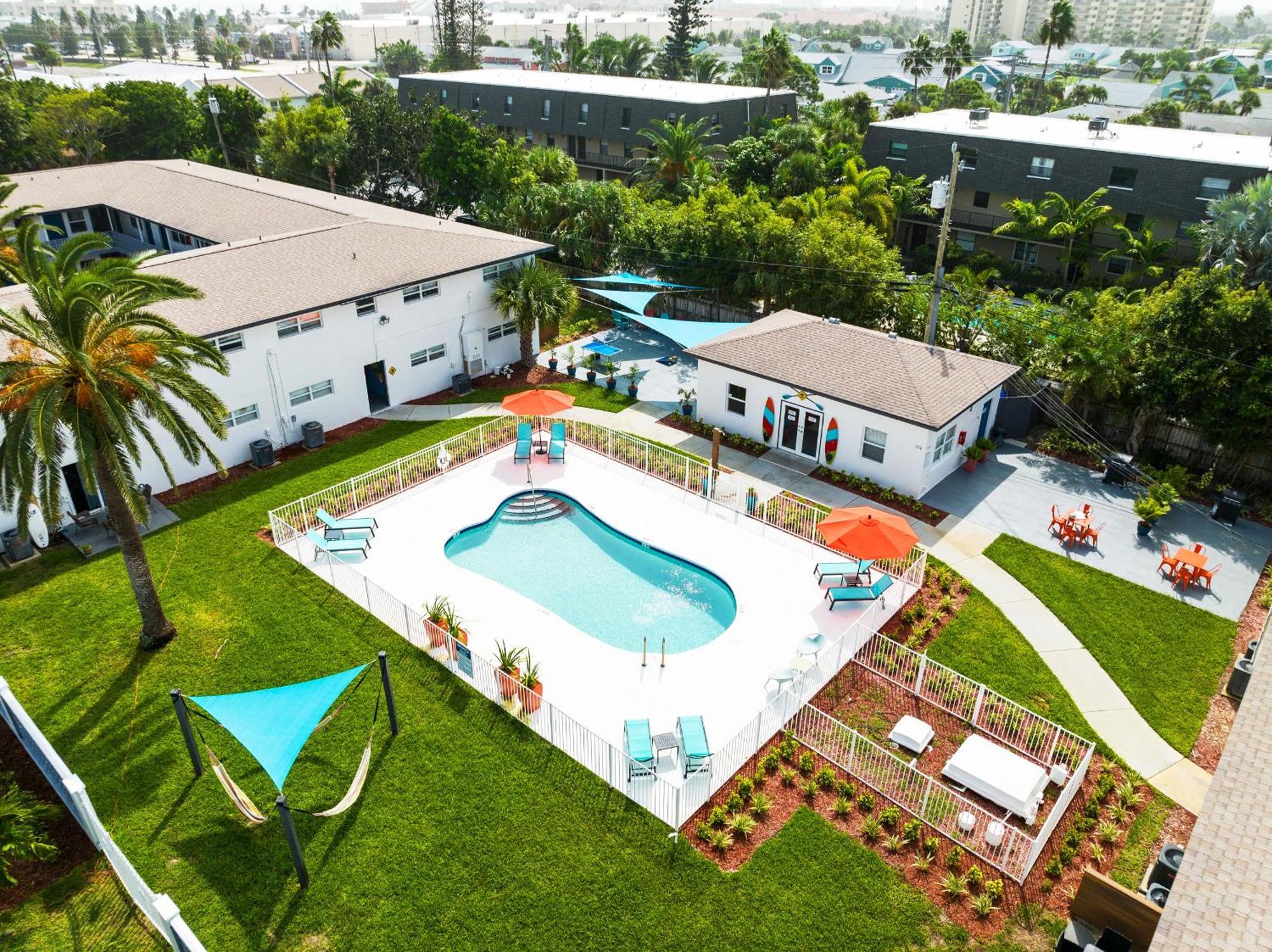 Ocean 32 - Swimside Indian Harbour Beach